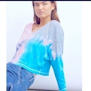 Chaser Candy tie-dyed Scoop neck Crop long sleeve